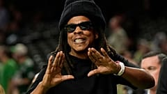 Grammy ödüllü şarkıcı Jay-Z