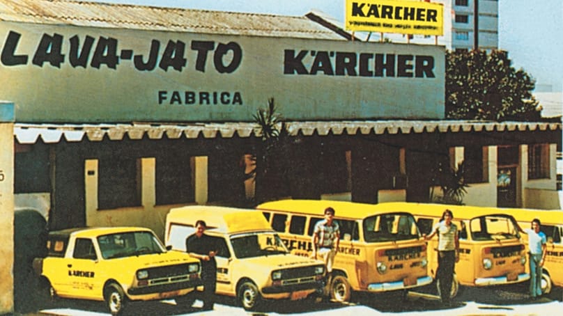 1975 eröffnet das erste Produktionswerk ausserhalb Deutschlands. Heute ist Kärcher in 87 Ländern vertreten