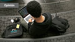 Estudiante usando su portátil (Liz Hafalia/San Francisco Chronicle via AP)