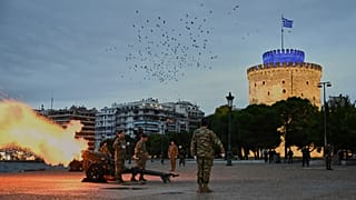 Κανονιοβολισμοί στη Θεσσαλονίκη