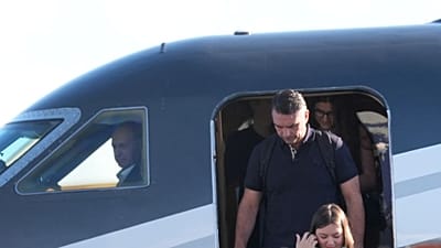 يصل فلافيو بولسونارو إلى مطار ميامي أوبا لوكا التنفيذي يوم الأربعاء، 28 أكتوبر 2026، في أوبا لوكا، فلوريدا 