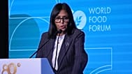 Delcy Rodríguez, presidenta en funciones de Venezuela, pronuncia su discurso durante el Foro Mundial de la Alimentación 2026 en Roma, el lunes 12 de octubre de 2026.