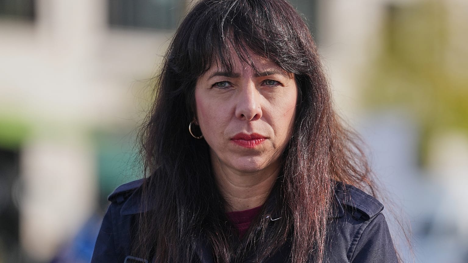 Die Berliner Linken-Vorsitzende Elif Eralp am Brandenburger Tor in Berlin, Deutschland, am Mittwoch, dem 7. Oktober 2026.