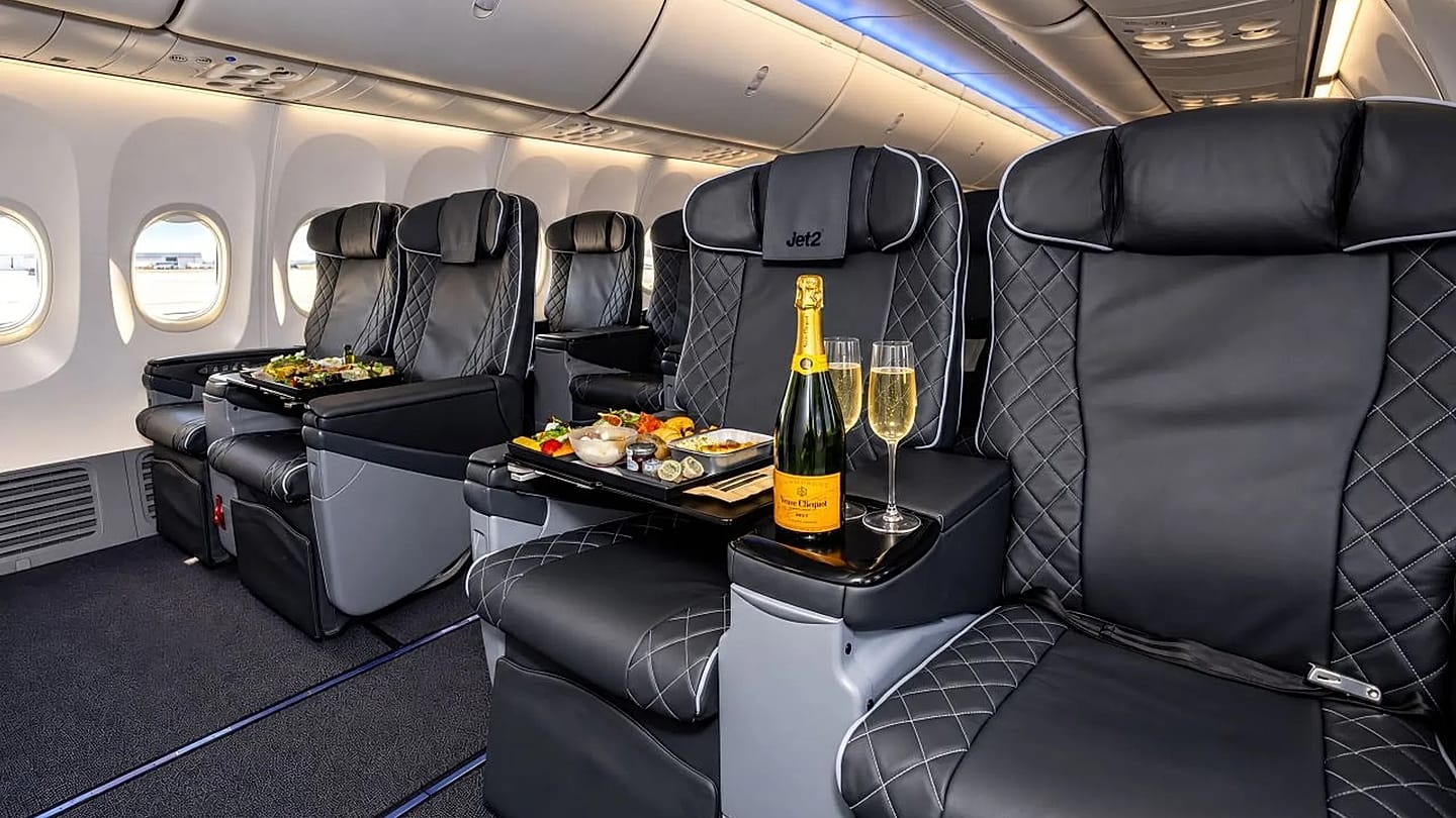 euronews.com - Dianne Apen-Sadler - Low-cost airline Jet2 unveils business class-only charter plane