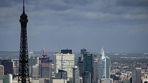 La Défense, the economic heart of the Paris region.