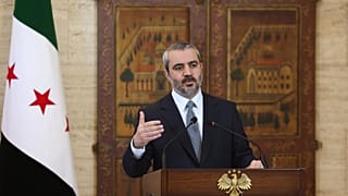 وزير الخارجية السوري أسعد الشيباني يتحدث خلال مؤتمر صحفي مشترك مع نظيره التركي هاكان فيدان في دمشق، سوريا، يوم الأحد، 13 سبتمبر/أيلول 2026.