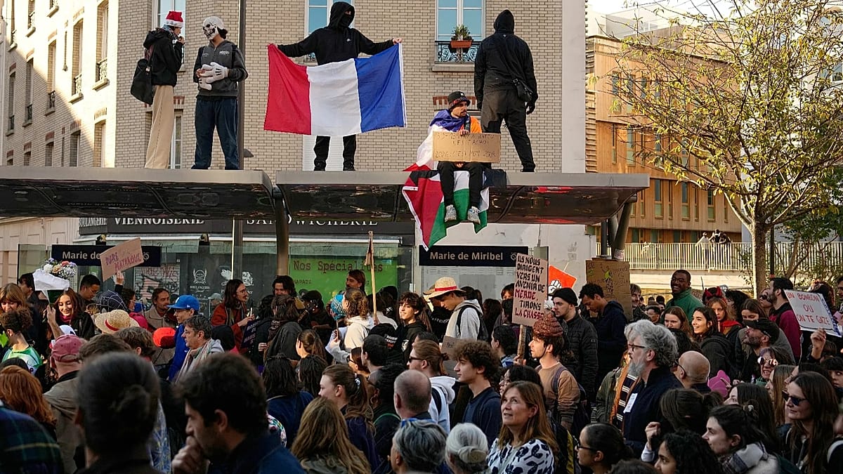 France's third weekend of social protests sees lower turnout and early clashes in major cities