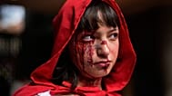 Una estudiante disfrazada de Caperucita Roja asiste a una celebración de Halloween en la Escuela Técnica Palermo, en Bogotá, Colombia, el viernes 30 de octubre de 2026. 